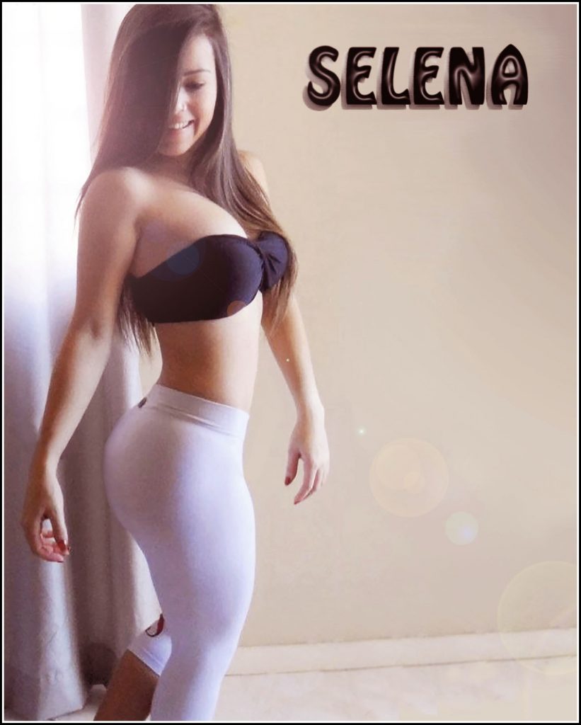 Selena, Papá me quiere más a mí, top, tipín. Relato erótico de una hija con su padre.